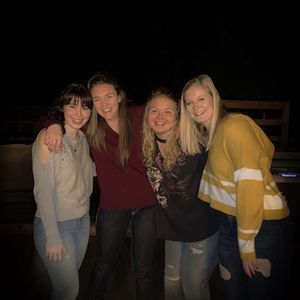 Meet your Posher, Lauren